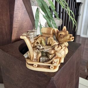 Vintage 2001 Harmony Kingdom Wolfie in Space